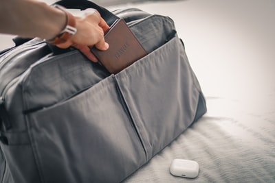 Moving? Essential Peg City Guide has all you need.