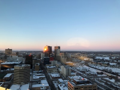 Exploring Job Opportunities in Winnipeg: Comparing and Contrasting Options