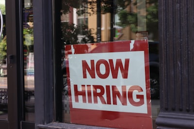 Winnipeg Job Market: Where Opportunity Knocks (or Doesnt)